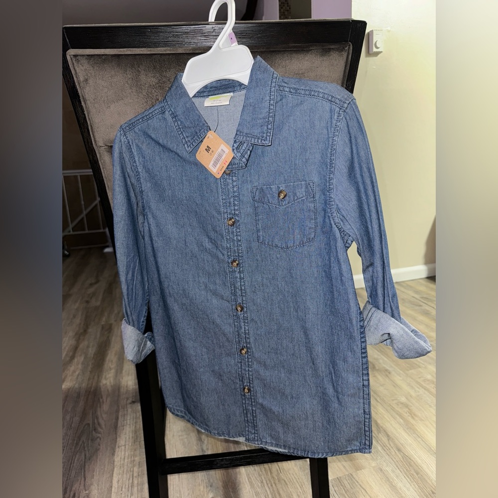 Crazy8 button down denim shirt new with tags